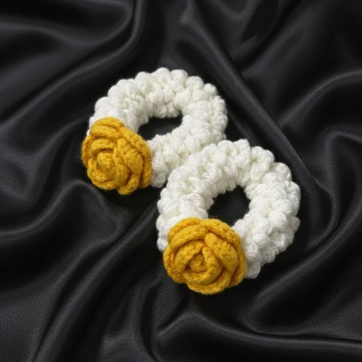 Crochet hand gajray